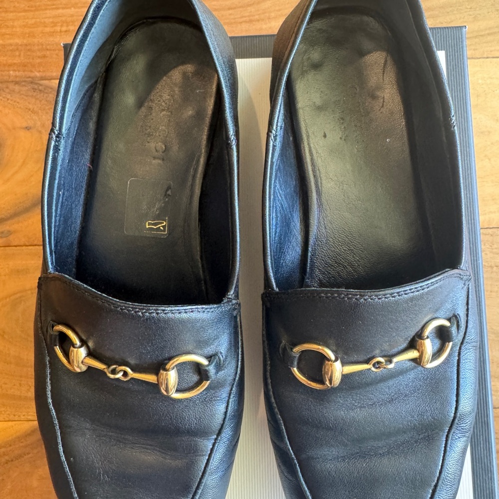 Gucci women’s AGNELLO PLONGE loafer Black Leather Horsebit Loafers - Picture 5 of 14